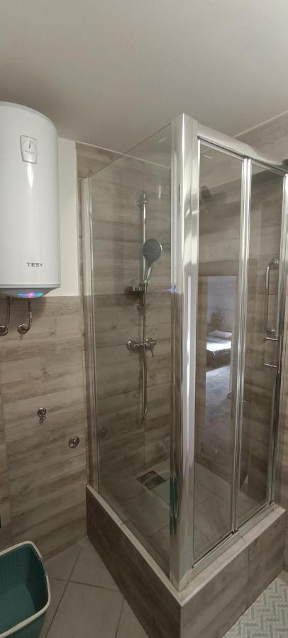 Apartment "M&M" Free Parking Solin Esterno foto