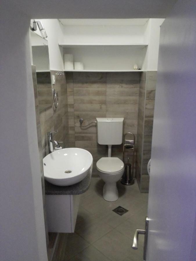 Apartment "M&M" Free Parking Solin Esterno foto