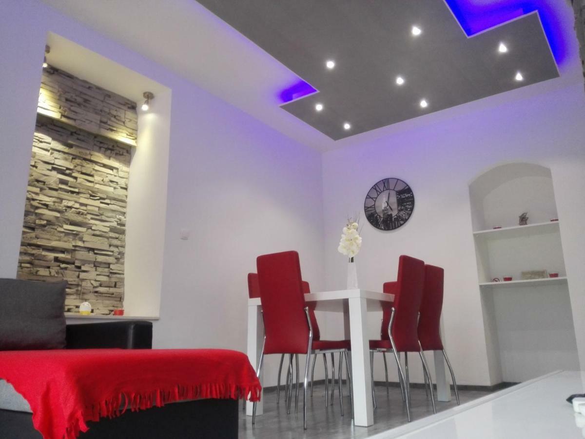 Apartment "M&M" Free Parking Solin Esterno foto